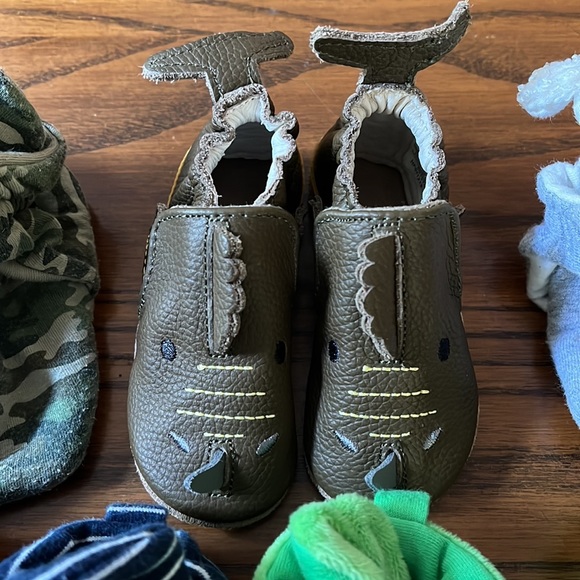 Size 3-6 months Robeez booties. All lightly or barely used. - Picture 4 of 7
